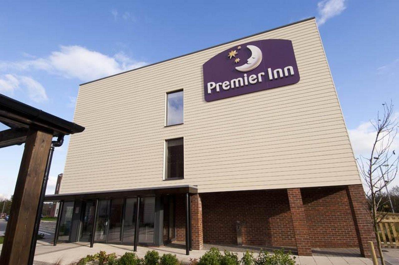 Premier Inn エクセター エクステリア 写真